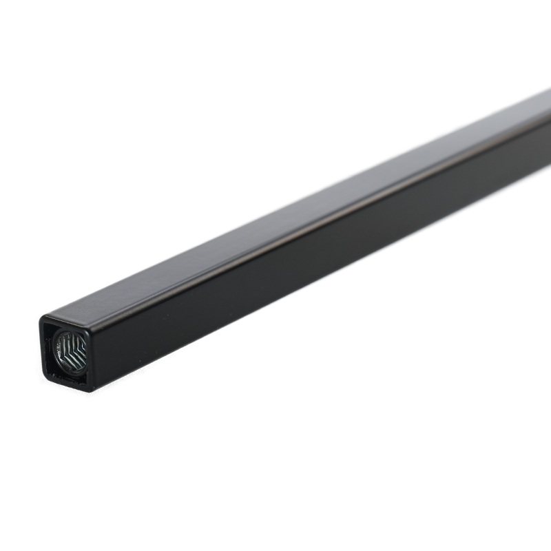 Quadratstab 16x16x670 mm in RAL9005, beidseitig Innengewinde M10, ohne Trapezscheibe